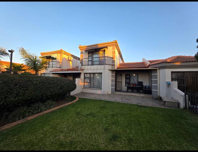 3 BEDROOM TOWNHOUSE TO LET IN VAALPARK